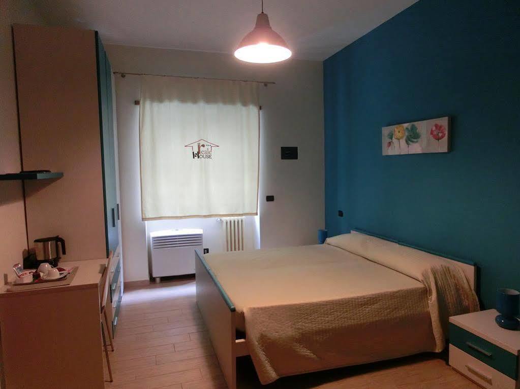 Reale House Rooms 로마 외부 사진